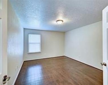 5103 Temple Bell Drive - Photo Thumbnail 14