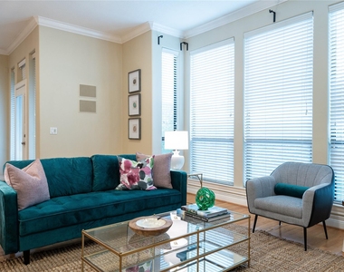 1806 Tuam Street - Photo Thumbnail 11