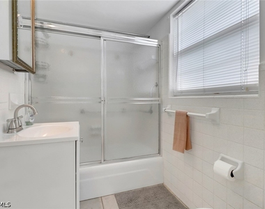 207 8th Avenue S - Photo Thumbnail 13