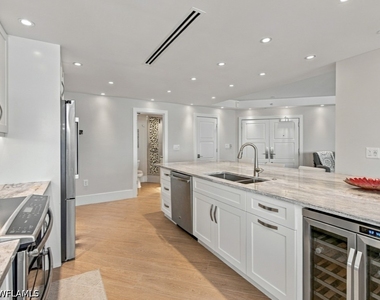 850 S Collier Boulevard - Photo Thumbnail 6