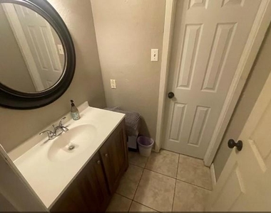 5711 Toddington Road - Photo Thumbnail 30