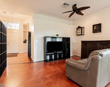 2252 Heritage Greens Drive - Photo Thumbnail 6