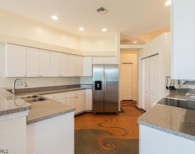2252 Heritage Greens Drive - Photo Thumbnail 12