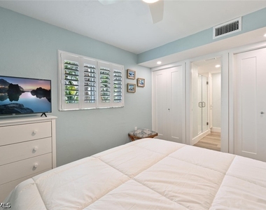 250 7th Avenue S - Photo Thumbnail 16