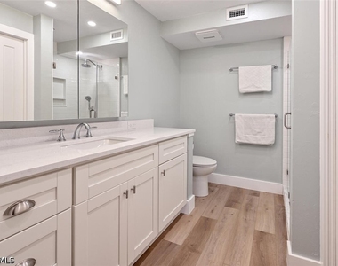 250 7th Avenue S - Photo Thumbnail 14