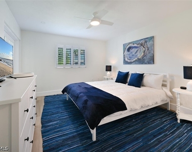 250 7th Avenue S - Photo Thumbnail 11