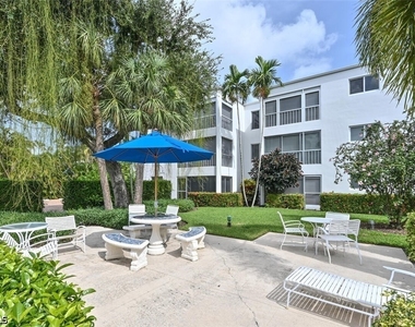 250 7th Avenue S - Photo Thumbnail 16