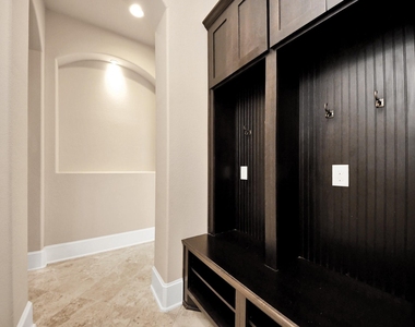 25627 Fleming Lodge Lane - Photo Thumbnail 23