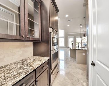25627 Fleming Lodge Lane - Photo Thumbnail 21