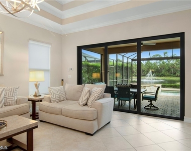 6564 Roma Way - Photo Thumbnail 6