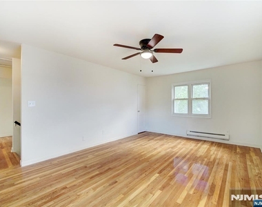 138 Lincoln - Photo Thumbnail 1