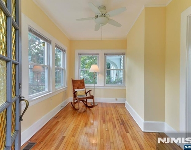 69 Montclair - Photo Thumbnail 2
