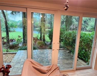 1025 Foxfire Lane - Photo Thumbnail 15