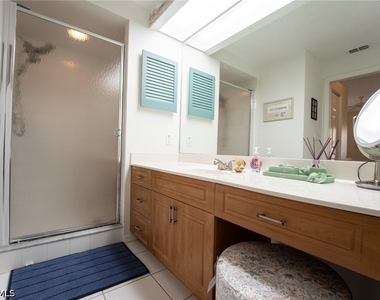 2575 Old Groves Road - Photo Thumbnail 15