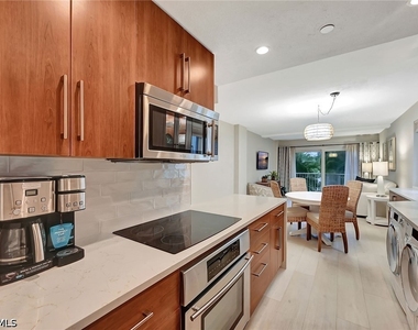 1300 Gulf Shore Boulevard N - Photo Thumbnail 11
