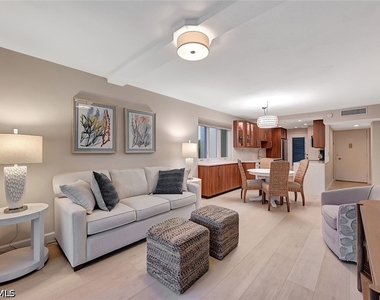 1300 Gulf Shore Boulevard N - Photo Thumbnail 5