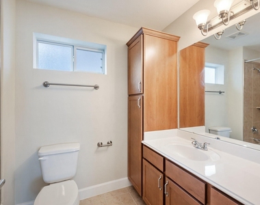4206 Darter Street - Photo Thumbnail 15