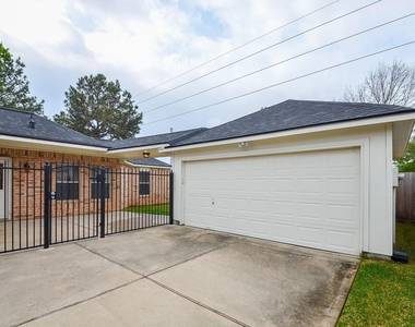 4226 Windy Chase Lane - Photo Thumbnail 25
