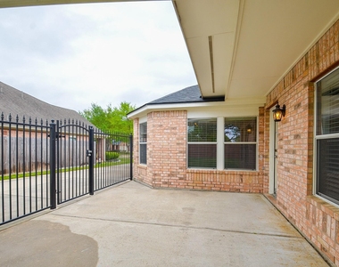4226 Windy Chase Lane - Photo Thumbnail 27