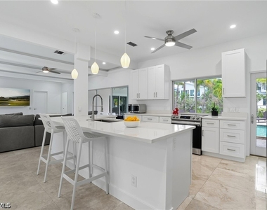 5122 Starfish Avenue - Photo Thumbnail 5