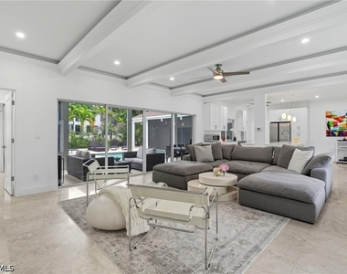5122 Starfish Avenue - Photo Thumbnail 2