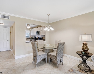 201 Quail Forest Boulevard - Photo Thumbnail 6