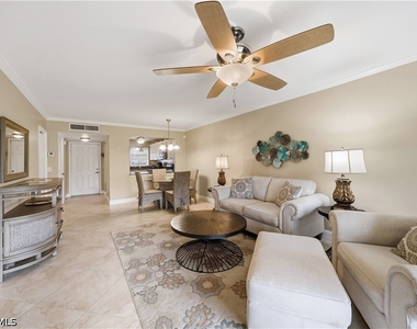 201 Quail Forest Boulevard - Photo Thumbnail 3
