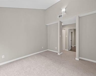23610 Creekview Drive - Photo Thumbnail 32