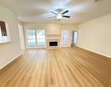 14527 Circlewood Way - Photo Thumbnail 3