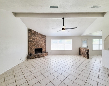 10102 Park Lane - Photo Thumbnail 10