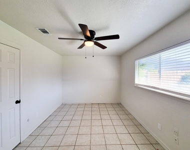 10102 Park Lane - Photo Thumbnail 24