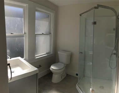 1104 E 26th Street - Photo Thumbnail 10