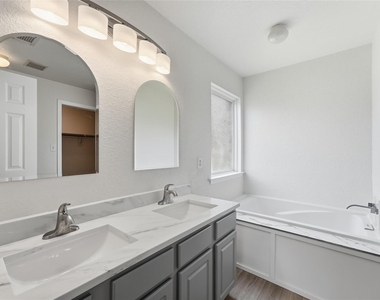 7102 Winston Ranch Parkway - Photo Thumbnail 11
