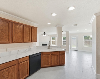 7102 Winston Ranch Parkway - Photo Thumbnail 8
