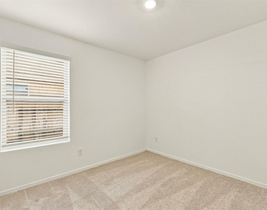 1643 Windrose Bend - Photo Thumbnail 17