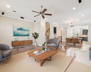 2421 Beall Street - Photo Thumbnail 3