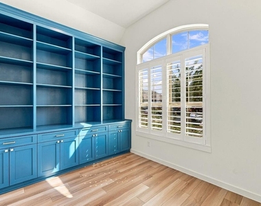 4103 Shackleton Court - Photo Thumbnail 5