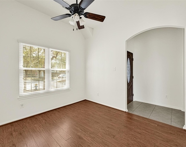 12915 Palm Leaf Court - Photo Thumbnail 4