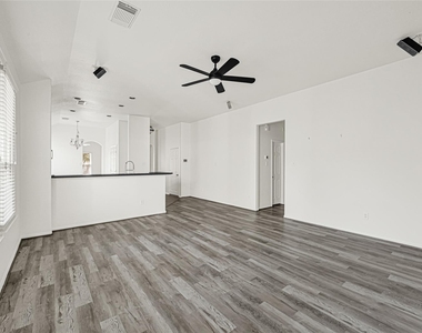12915 Palm Leaf Court - Photo Thumbnail 7