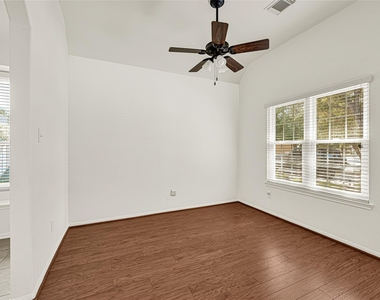12915 Palm Leaf Court - Photo Thumbnail 3