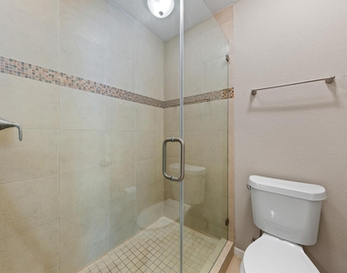 3042 Pecan Point Drive - Photo Thumbnail 20