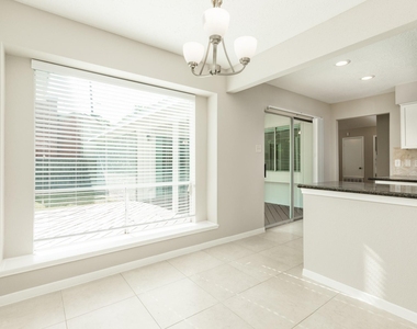 3042 Pecan Point Drive - Photo Thumbnail 16