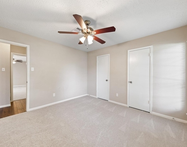 3042 Pecan Point Drive - Photo Thumbnail 23