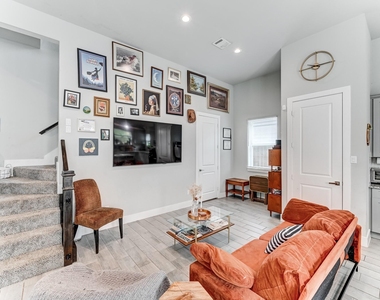 4806 Wilmington Street - Photo Thumbnail 9