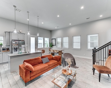 4806 Wilmington Street - Photo Thumbnail 7