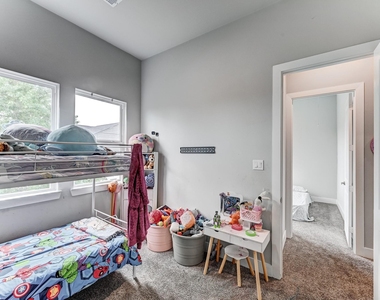 4806 Wilmington Street - Photo Thumbnail 28