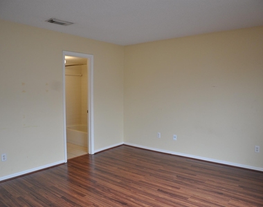 3754 Tanglewilde Street - Photo Thumbnail 22