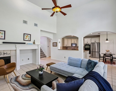 14 Guinevere Place - Photo Thumbnail 6