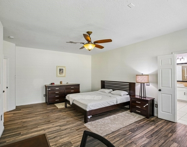 14 Guinevere Place - Photo Thumbnail 22