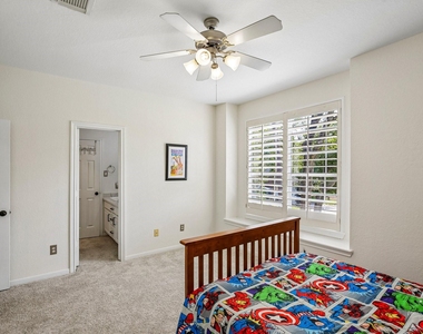14 Guinevere Place - Photo Thumbnail 34